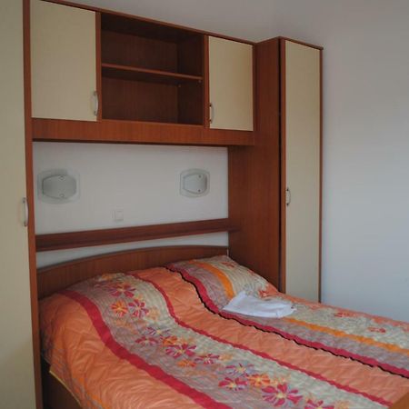 Ciovo Apartments Trogir Eksteriør billede