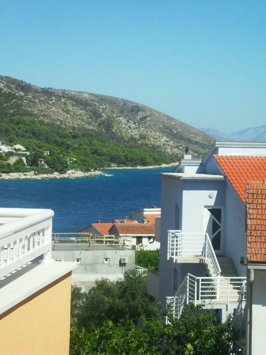 Ciovo Apartments Trogir Eksteriør billede