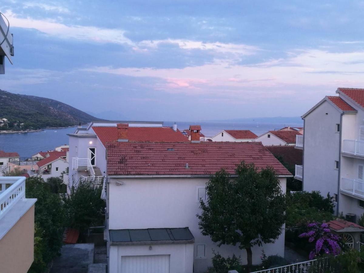 Ciovo Apartments Trogir Eksteriør billede