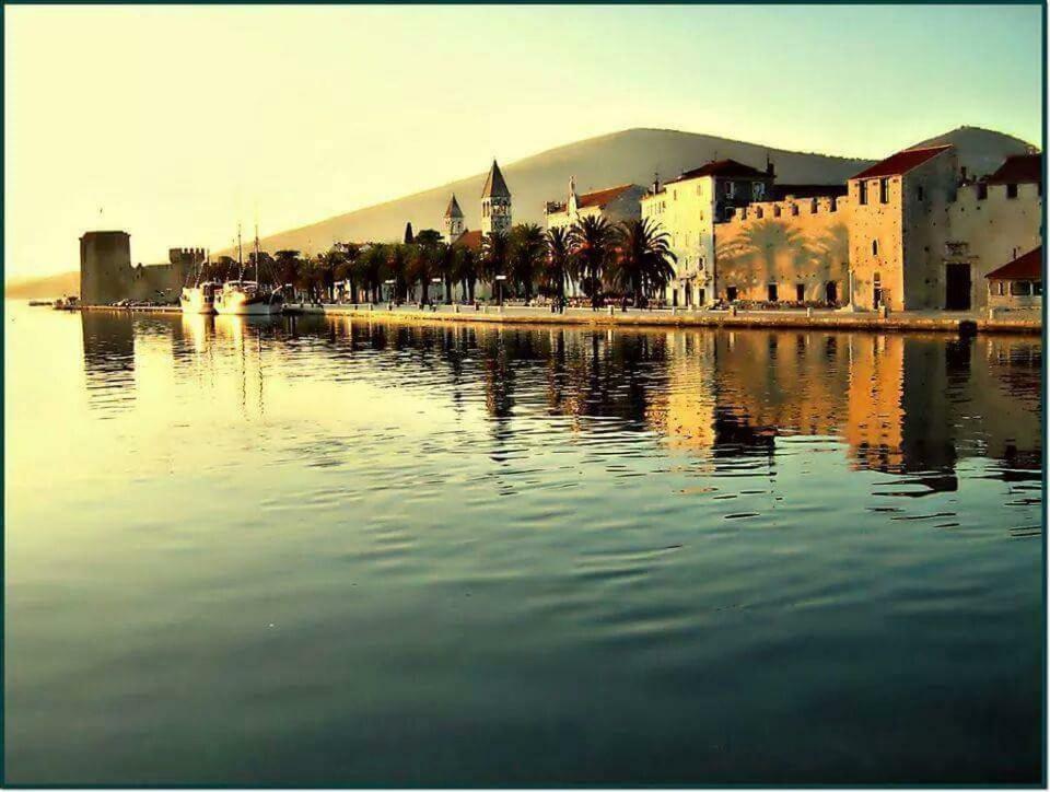Ciovo Apartments Trogir Eksteriør billede