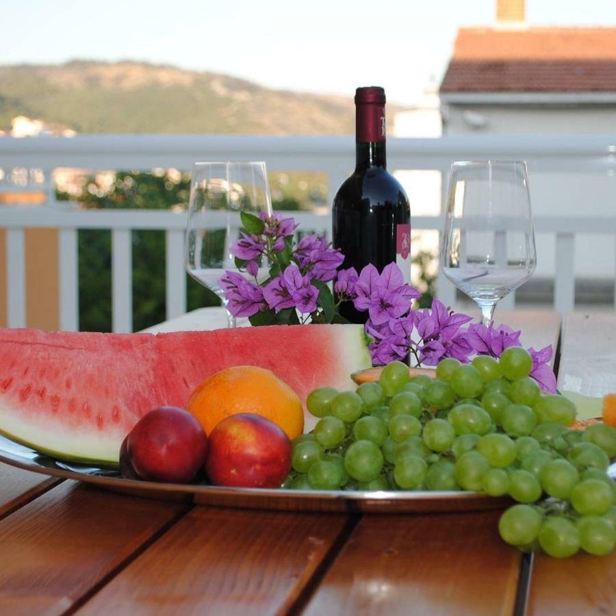 Ciovo Apartments Trogir Eksteriør billede